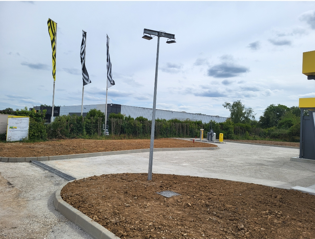 Charron TP : pavage extérieur à Jouy près de Chartres (28) & Rambouillet (78)